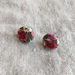 Handmade Floral earrings / studs made of cotton fabric 1cm wide